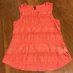 Maurice’s tank top