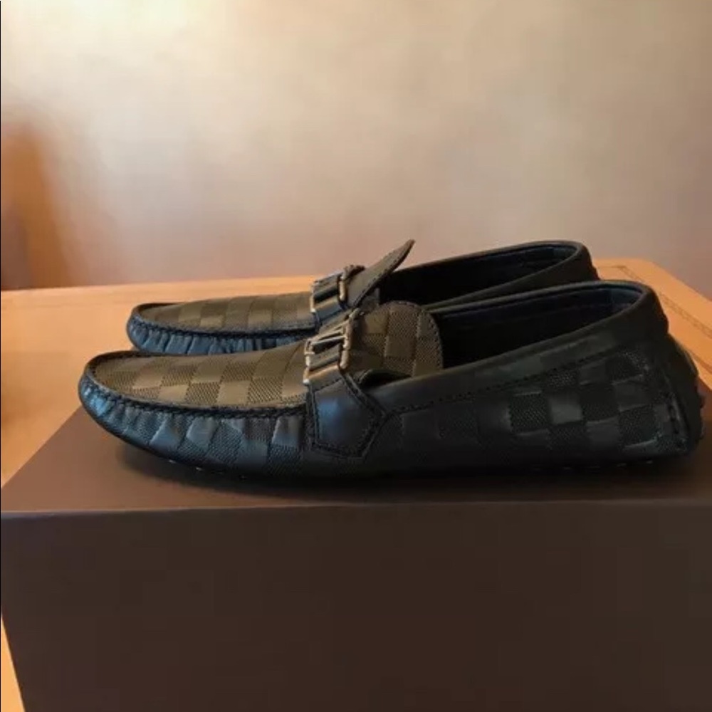 LOUIS Vuitton Hockenheim loafers