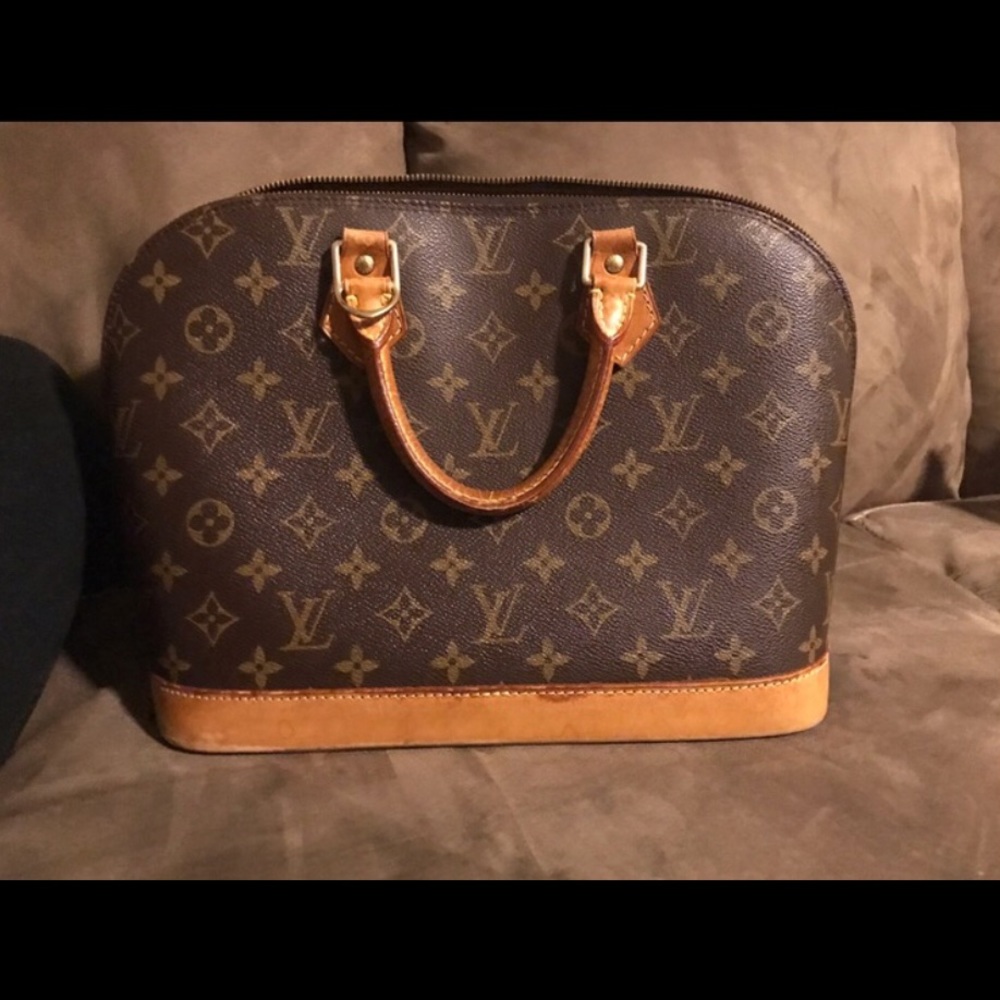 Louis Vuitton Alma