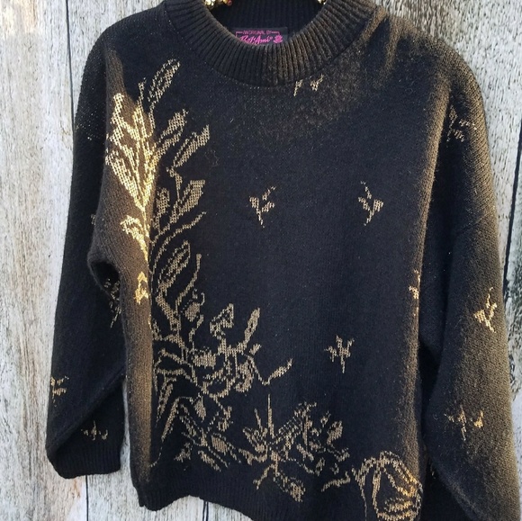 Bel Ami Sweaters - $9 w. Bndl▪Black and Gold sparkle Sweater
