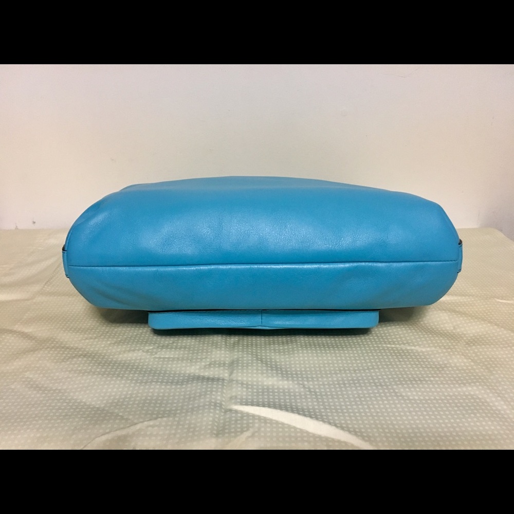 Coach Tiffany Blue HOBO Shoulder/Crossbody Bag - Picture 6 of 8