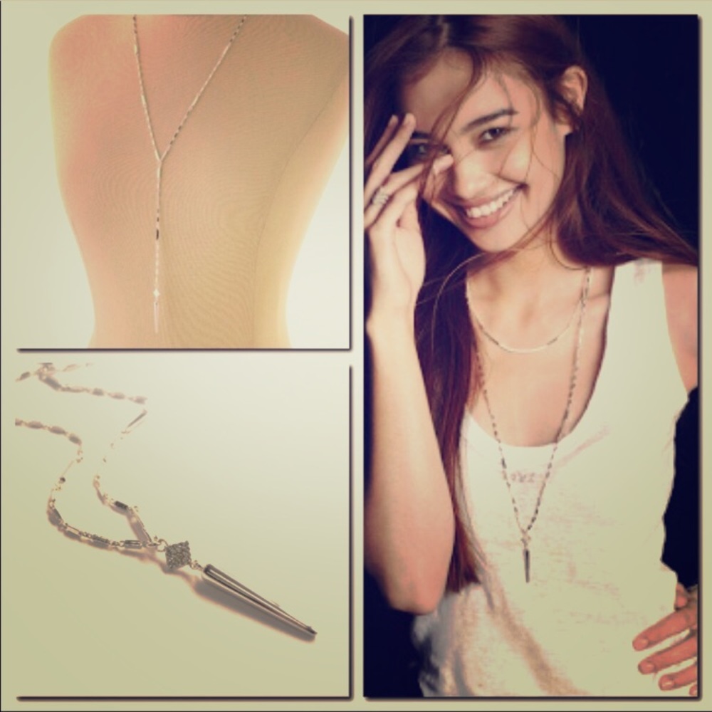 Stella and Dot Bianca Lariat Necklace -Silver