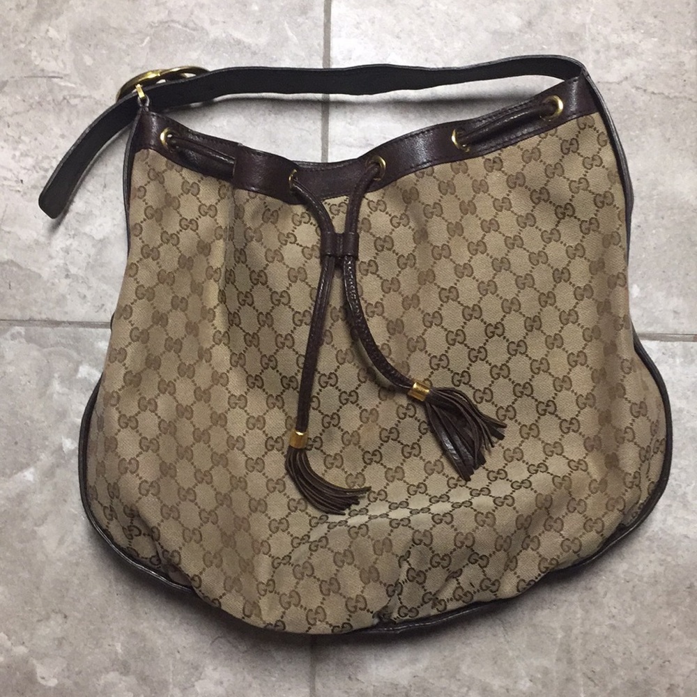 Gucci Shoulder Bag
