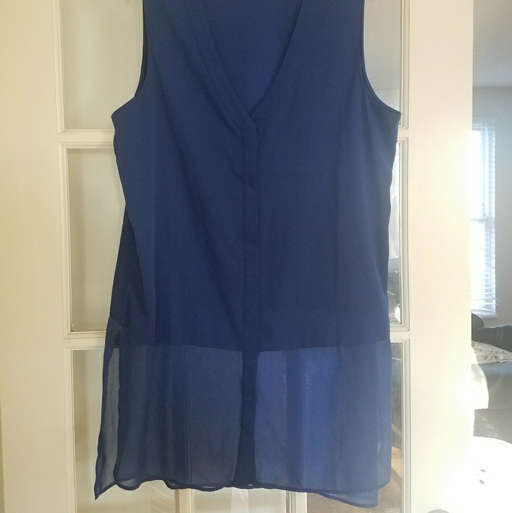 Banana Republic Sleevless top