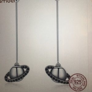 Brand new 925 earrings