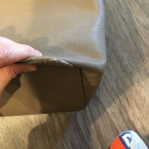 Michael Kors tote Additional pictures