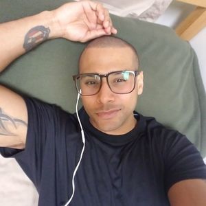 Meet your Posher, Joshua louis