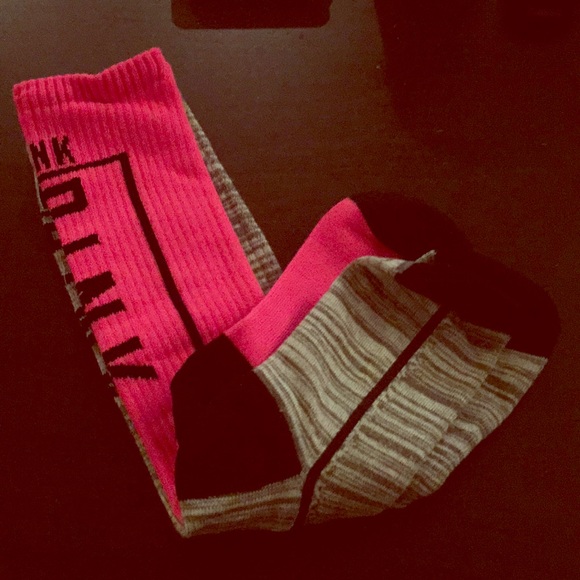 PINK Victoria's Secret Accessories - BOGO! 🆕 VS PINK 2-Pair Socks