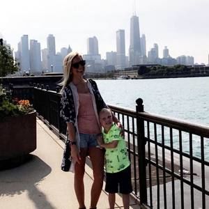 Meet your Posher, Lori