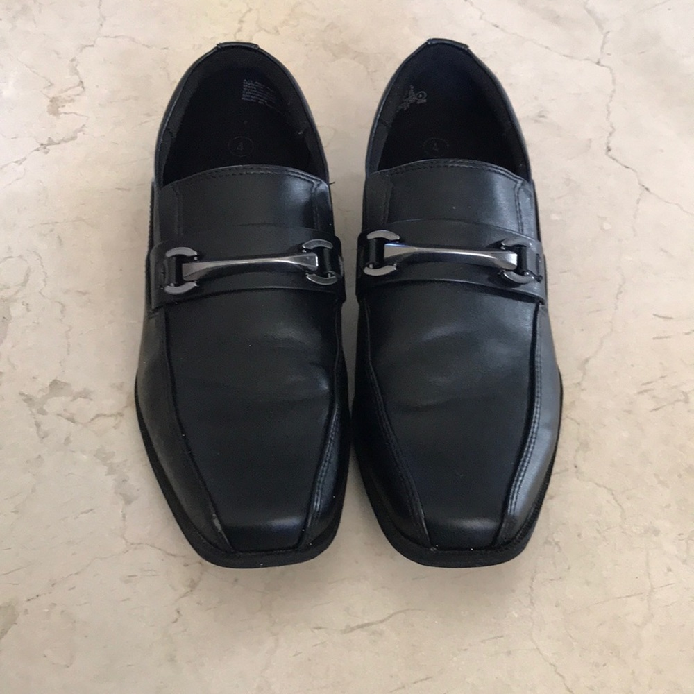 Dress shoes for boys