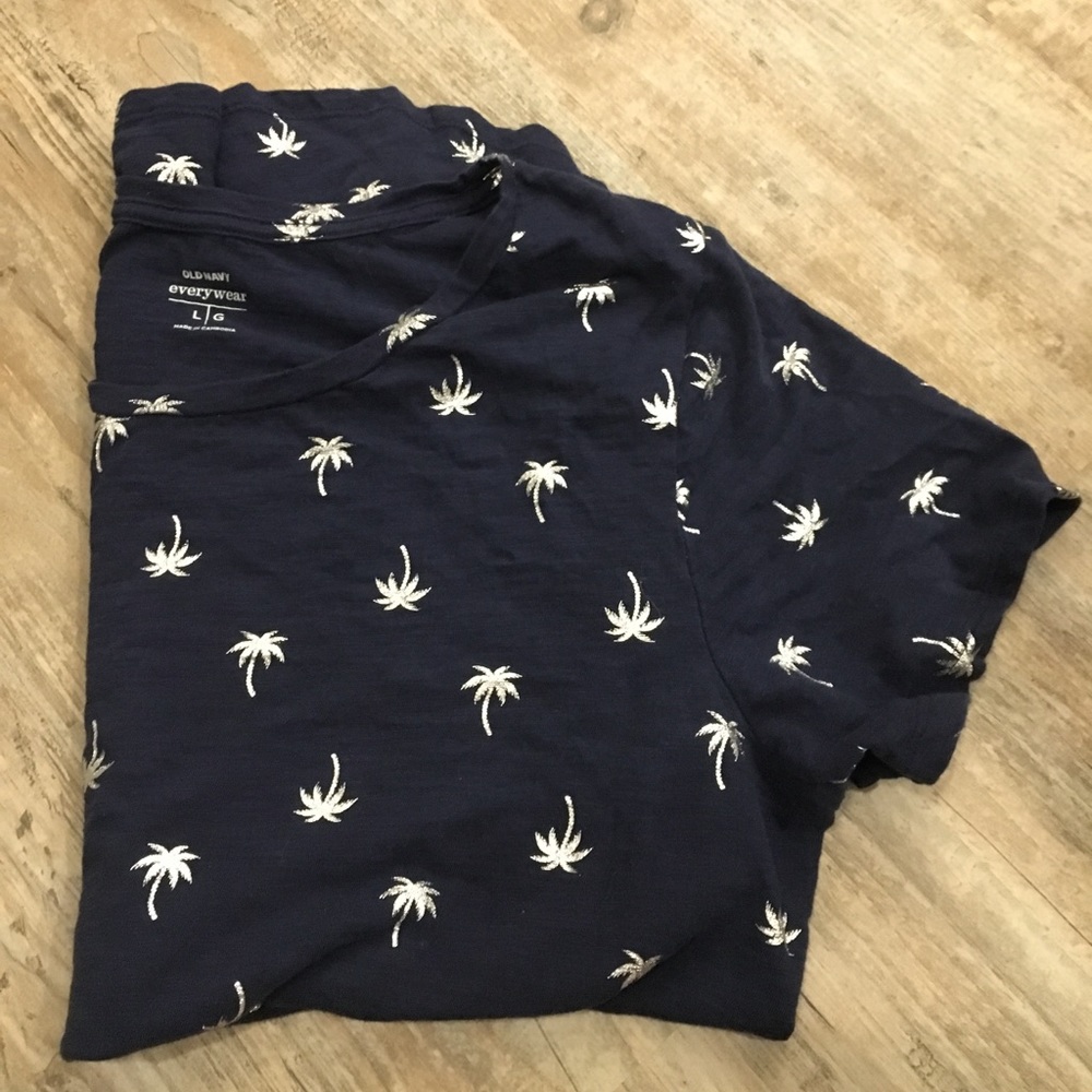 Palm Tee 🌴