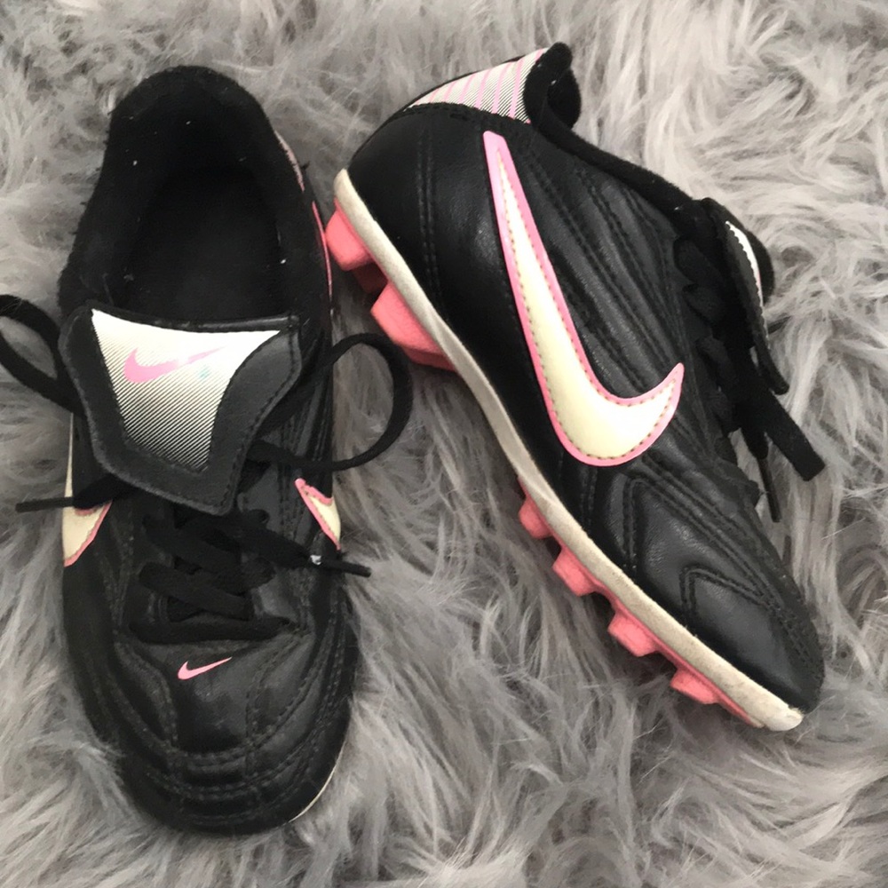 Nike Soccer Cleats 10c