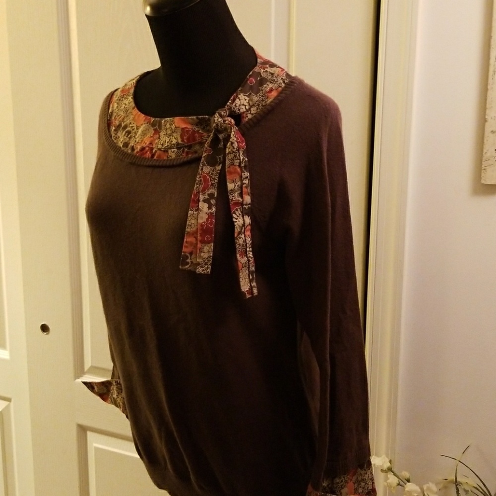 Anne Taylor Loft sweater