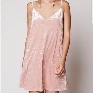 Velvet dusty pink mini dress