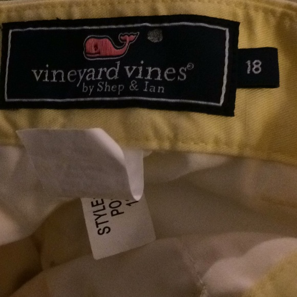 Vineyard vines yellow pants - Picture 4 of 4