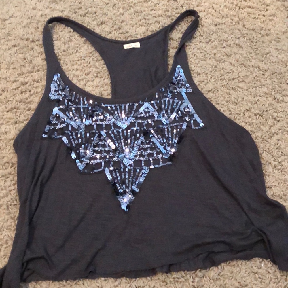 Hollister Tank