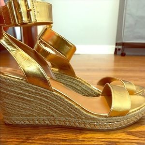 Gold Lilly Pulitzer for Target Wedges
