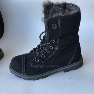 Roxy boots size 8