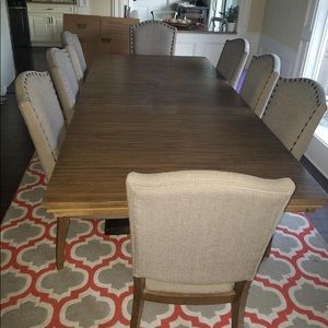 Dining room table