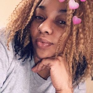 Meet your Posher, Rochita