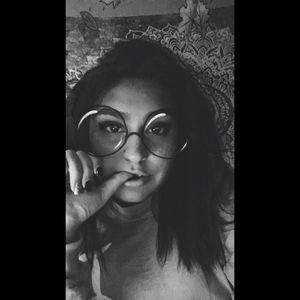 Meet your Posher, Lexi