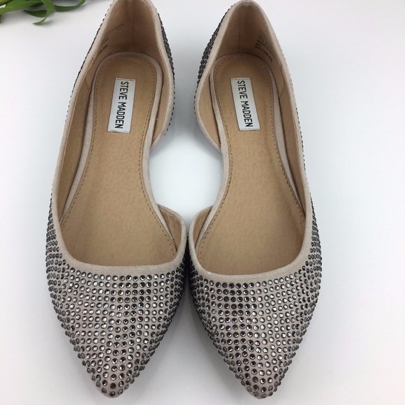STEVE MADDEN Shoes - SALE‼️STEVE MADDEN embellished micro suede flat