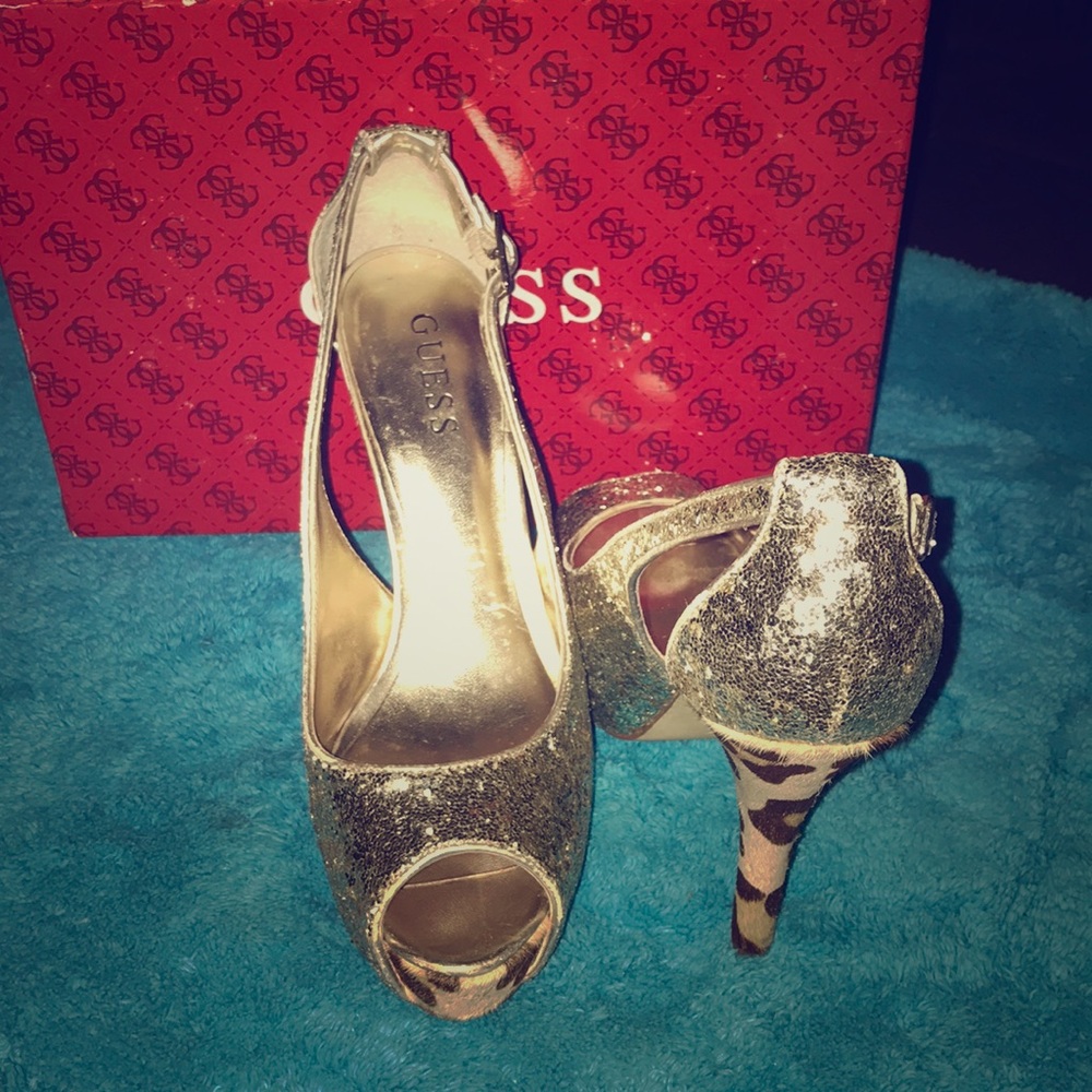 Guess gold sparkle a leopard stilettos