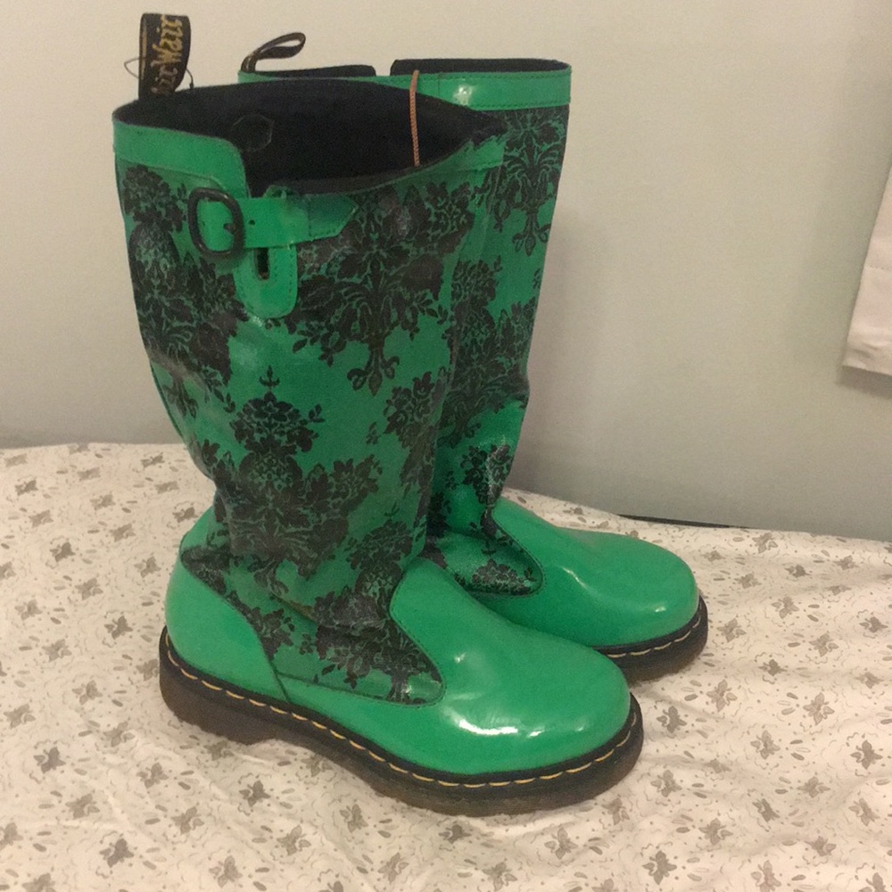 Dr martens green rain boots