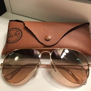 Rayban aviators gold