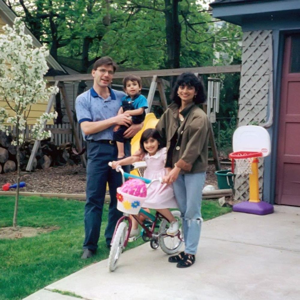 Meet your Posher, Sage