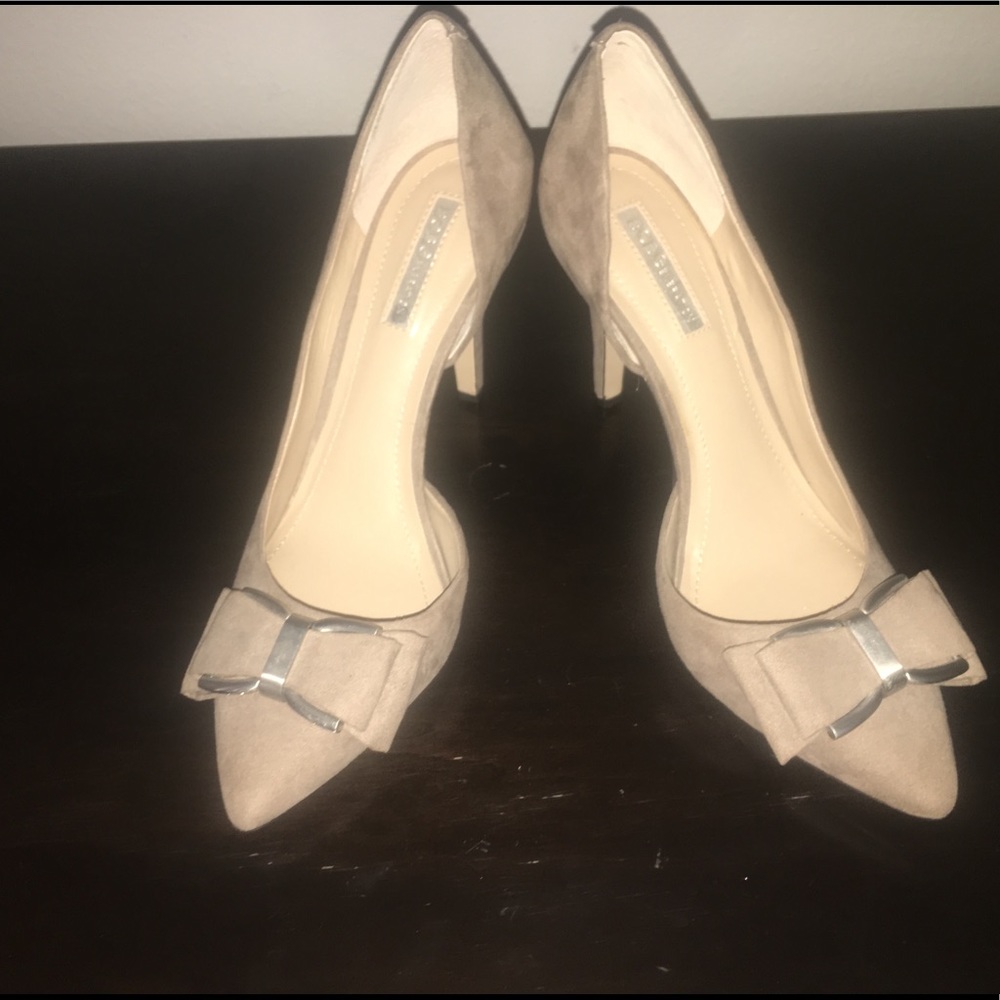 BCBG 4inch heels