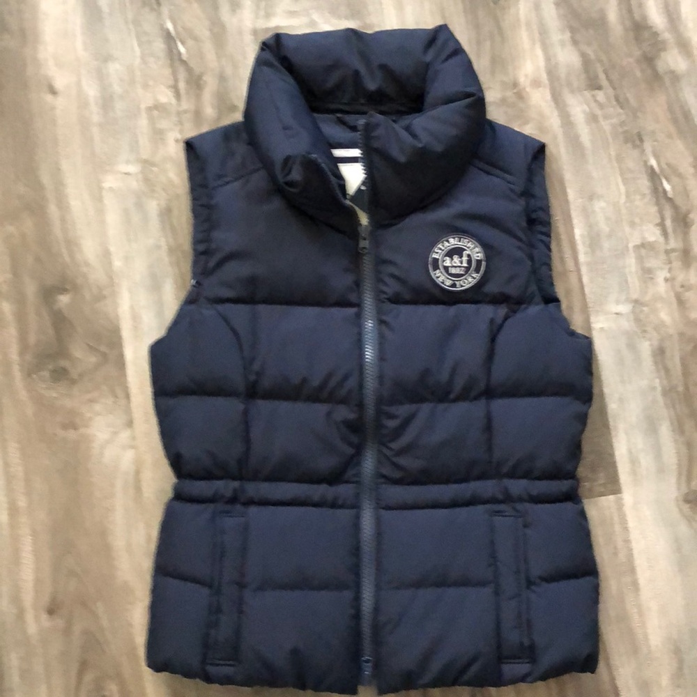 Girls Large puffer vest