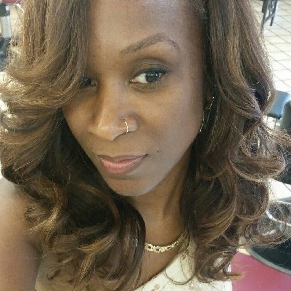 Meet your Posher, Shiri