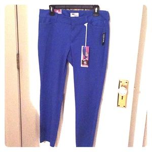 Old Navy “The Diva” skinny ankle work pants.