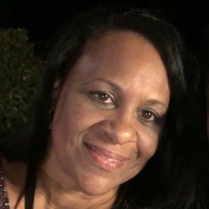 Meet your Posher, Lanette