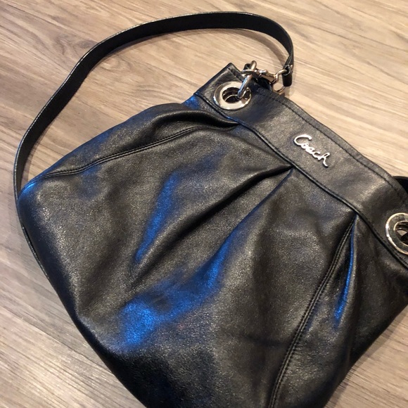 Coach Handbags - Coach Purse