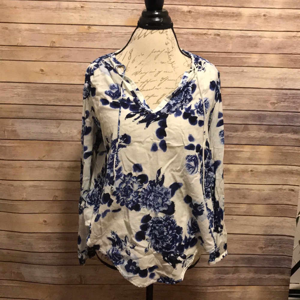 Flowery Blouse, black & white