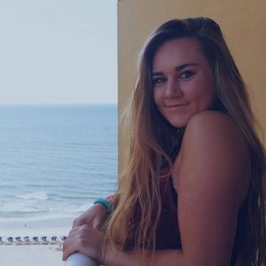 Meet your Posher, Lyhna