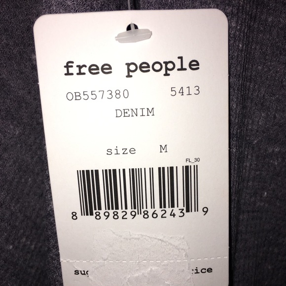 Brand New, Never Worn FREE PEOPLE TUNIC GREY TOP - Picture 4 of 6