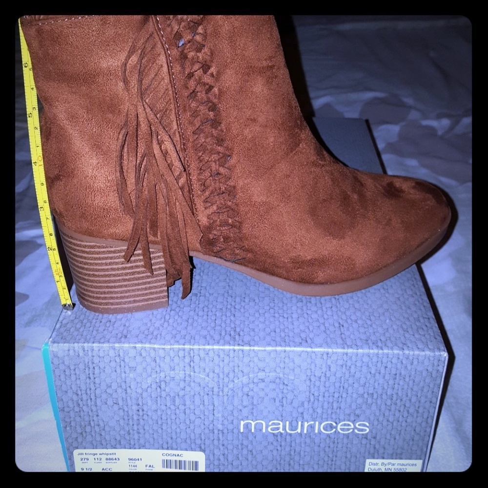 Suede fringe boots