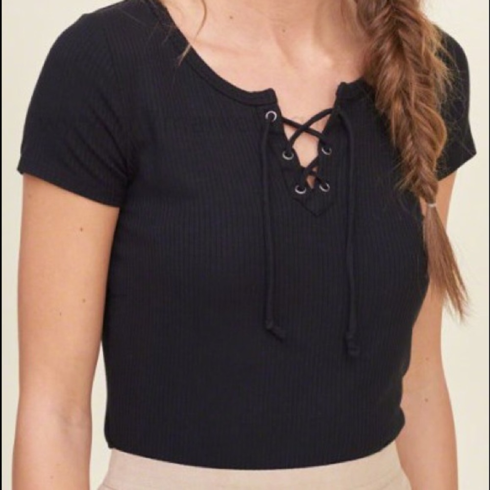 HOLLISTER Lace-Up Ribbed Black Top