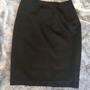Kay Unger Black skirt