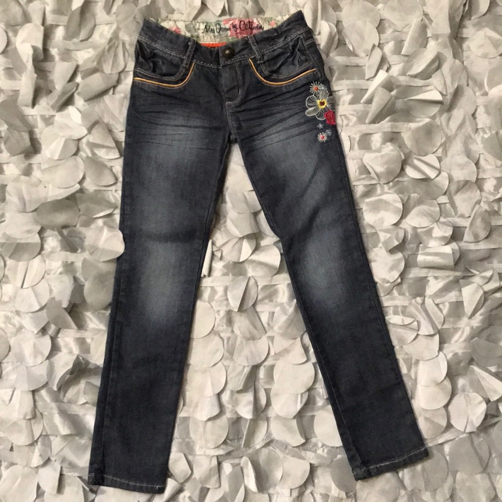 Brand new girls dark denim w/ flowers embroidery.