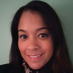 Meet your Posher, Raysa