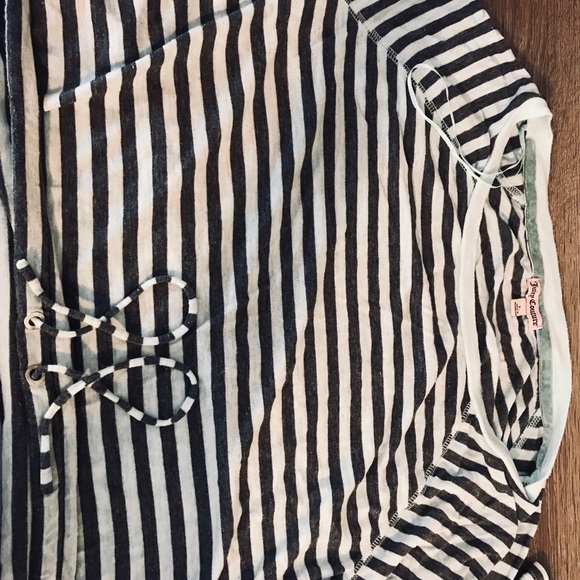 JUICY COUTURE  | stripped long sleeve shirt - Picture 2 of 4