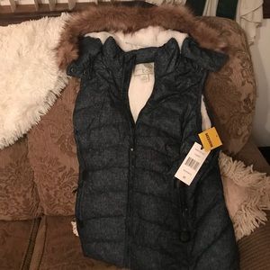 New vest Green with fur hood