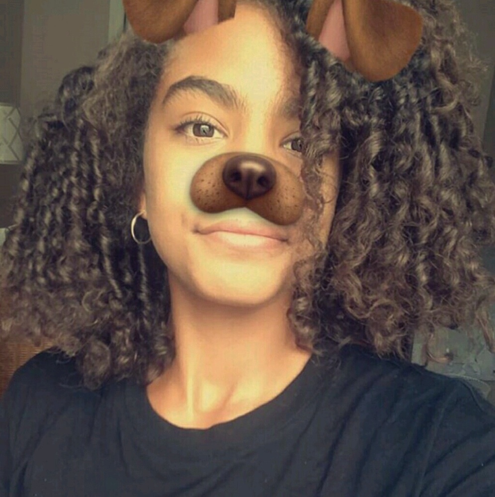 Meet your Posher, Crystal