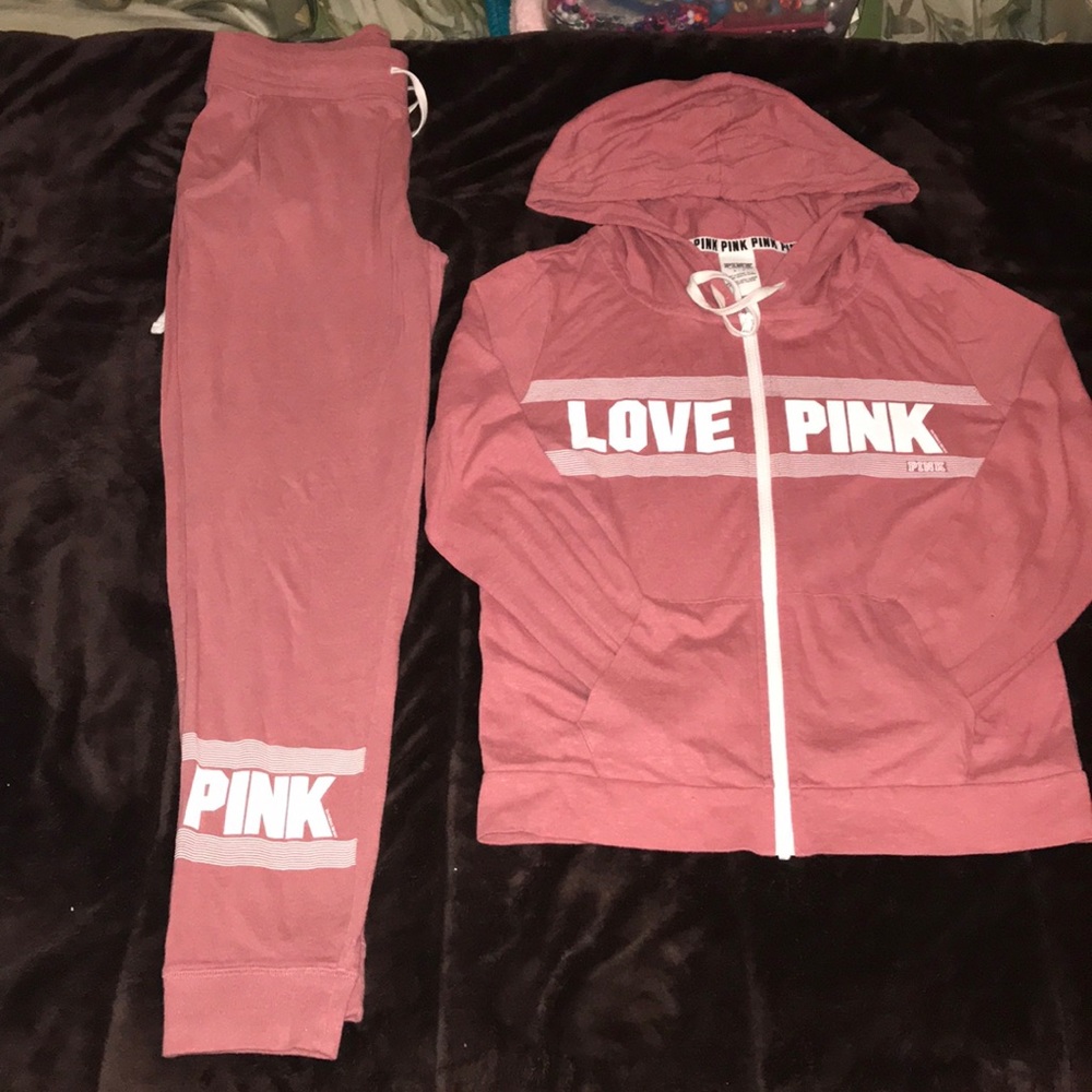Pink VS Sweatsuit