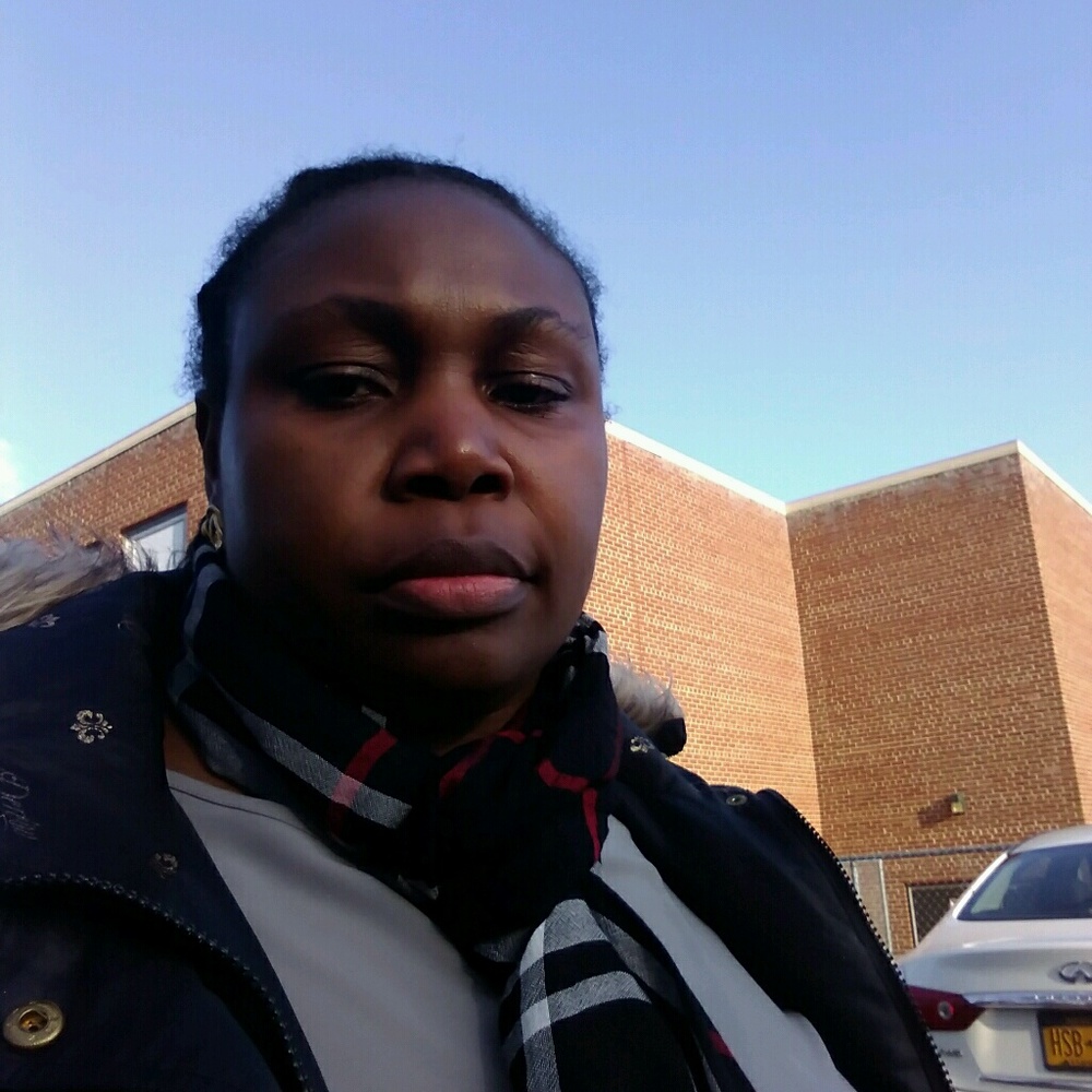 Meet your Posher, Charline