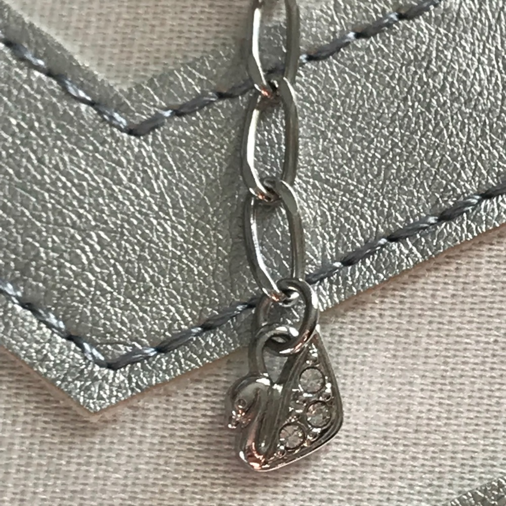 SWAROVSKI VINTAGE BRACELET - Picture 7 of 8